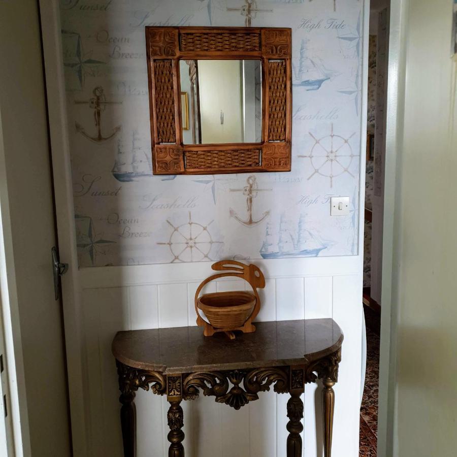 Le Petit Manoir Bed & Breakfast